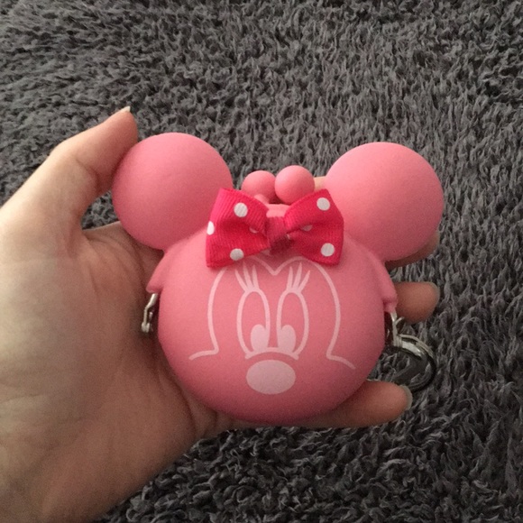 Minnie Mouse Pink Coin Pouch - Picture 12 of 13